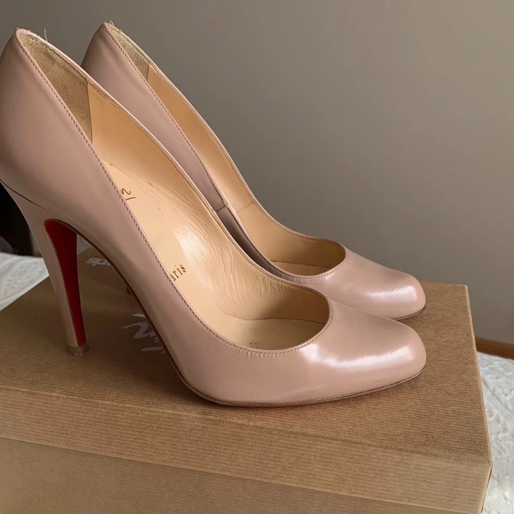Christian Louboutin nude Heels 37.5